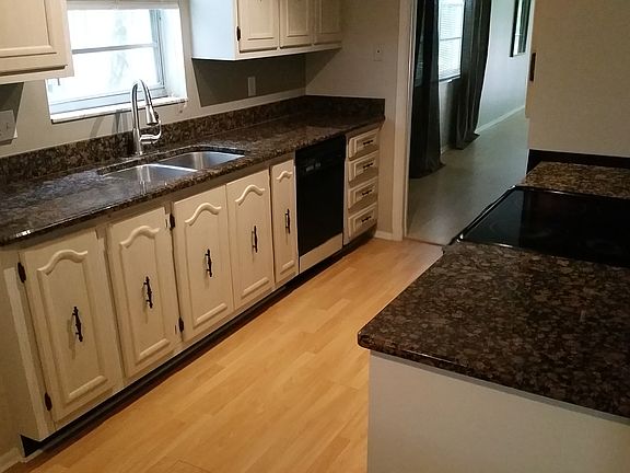 3rd image of 2699 Seville Blvd Unit 202