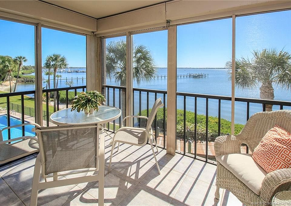 1st image of 4680 NE Sandpebble Trce APT 301