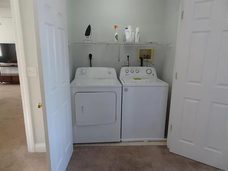 128 Center Rd — Photo 29