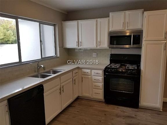 3rd image of 1611 Exley Ave
