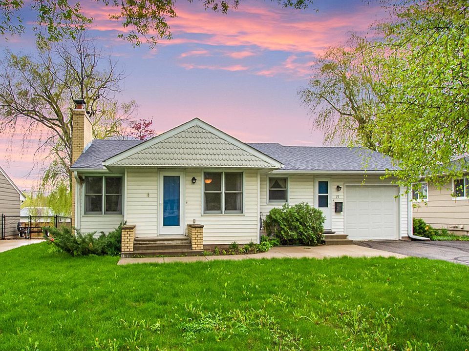 1st image of 19 Park Dr