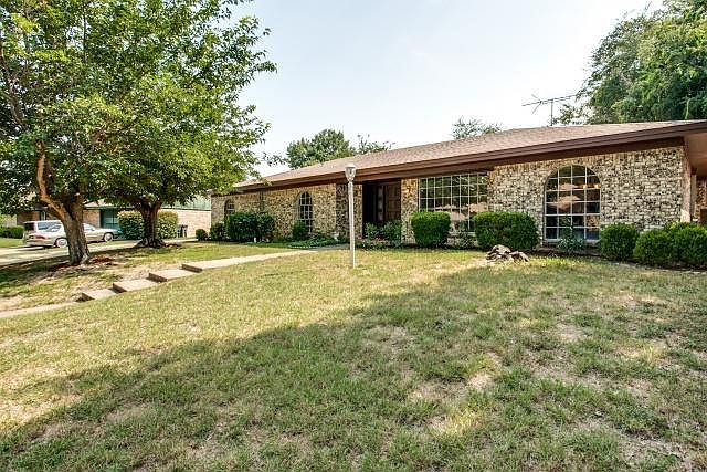 1st image of 4013 Aragon Dr