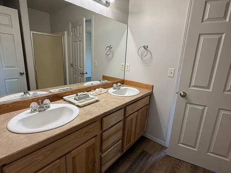 16697 Shaw Pine Ct — Photo 6