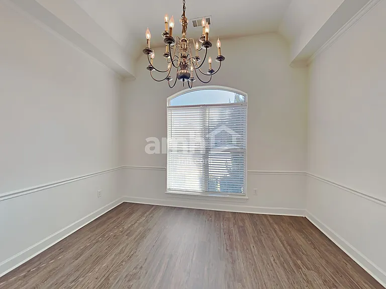 9664 Woodland Creek Ln — Photo 5