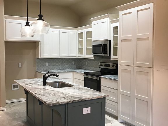 2nd image of 316 Golden Leaf Ct