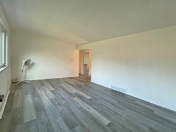 2nd image of 3257 Harry Lee Ln Unit 1