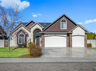 2468 W Lincoln Ave, Nampa, ID 83686