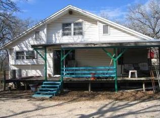 313 Leisure Ln, Cedar Creek, TX 78612