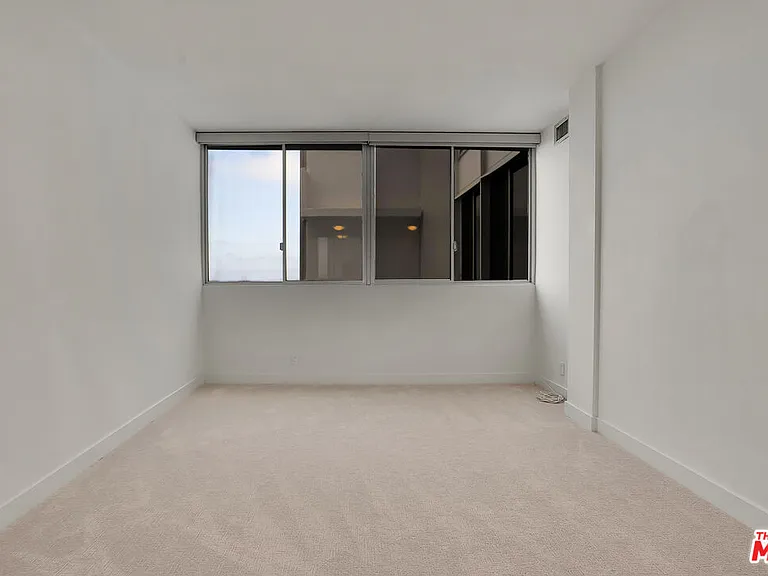 17352 W Sunset Blvd #606 — Photo 23