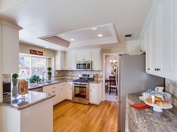 3rd image of 10610 Atwood Ct