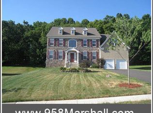 958 Marshall Dr, Pottstown, PA 19465