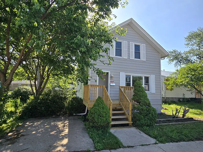 2118 Ohio St — Photo 1