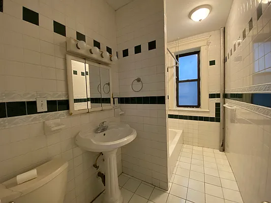 Rented by Simply Brooklyn Realty Inc | media 9