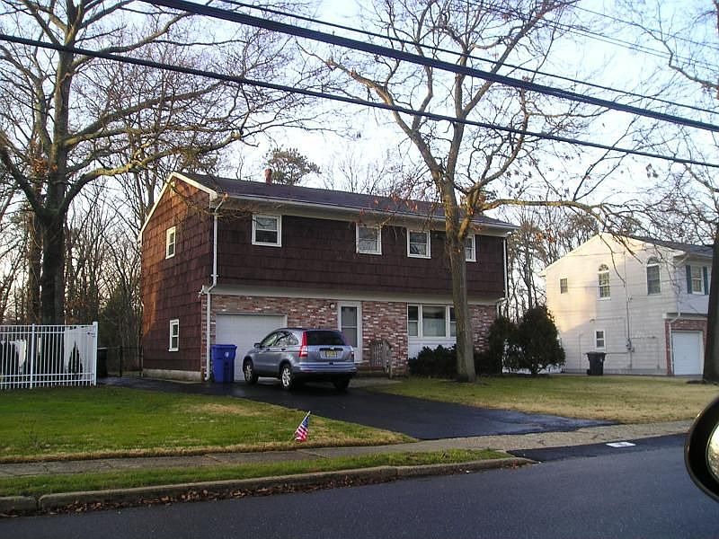 1st image of 16 Gem Ave