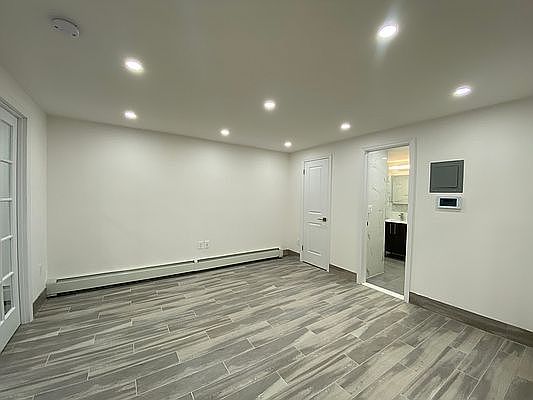 5th image of 41-28 45th St #B