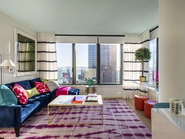 250 Ashland Place image 2 of 16