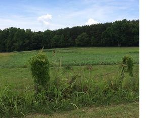 421 Weaver Dairy Rd, Bessemer City, NC 28016
