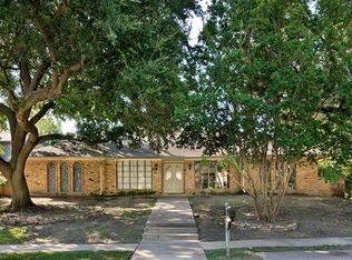 2132 McDaniel Cir, Plano, TX 75075