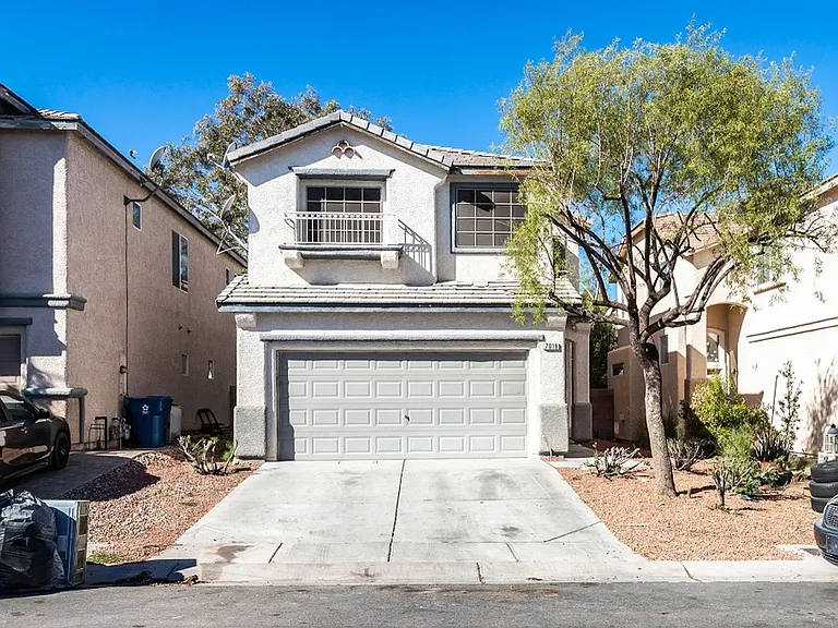 7019 Azure Beach St — Photo 2
