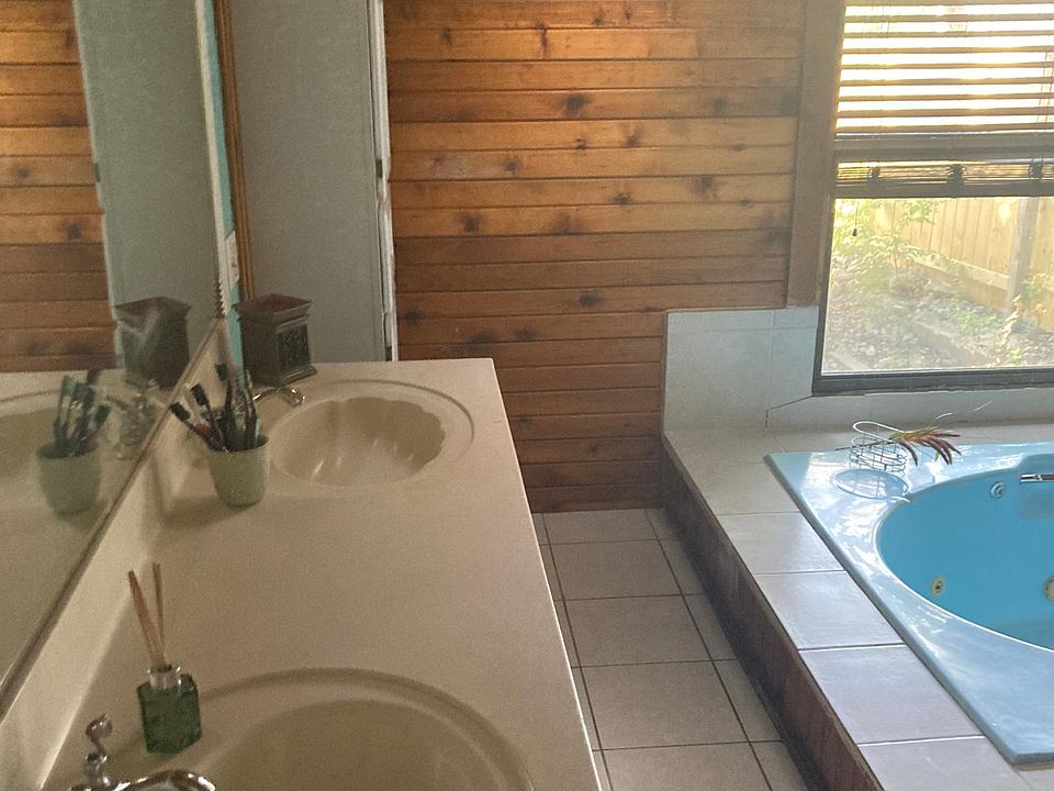 1st image of 307 Kashmuir Pl