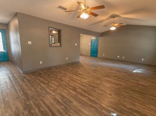 224 Monterrey Dr, Hewitt, TX 76643