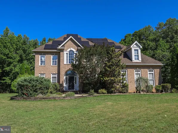 3715 Thunder Hill Dr, Prince Frederick, MD 20678