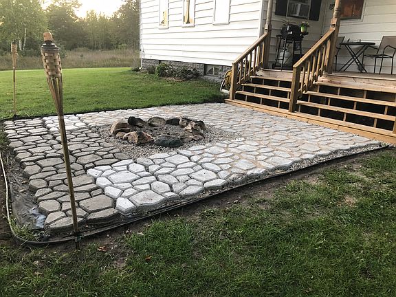 Backyard Patio/Fire Pit