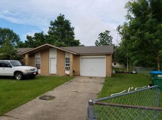 2832 W Park Dr, Gautier, MS 39553