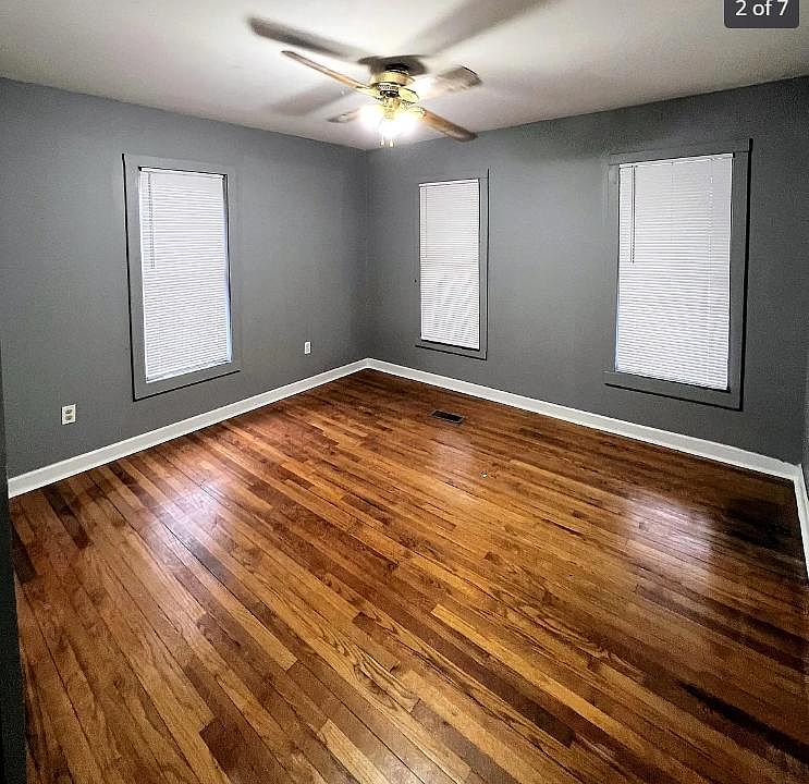 1st image of 7 Amsbry St #B
