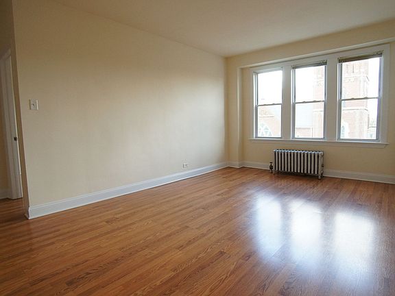 2nd image of 2600 N Kimball Ave #245