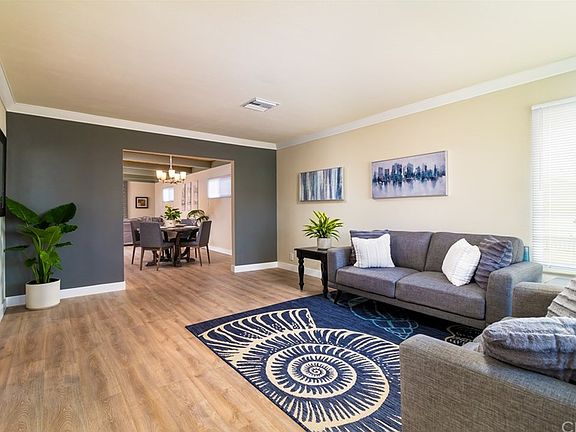 5th image of 7960 Gladiola Cir