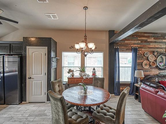 4th image of 3523 Bergen Peak Dr