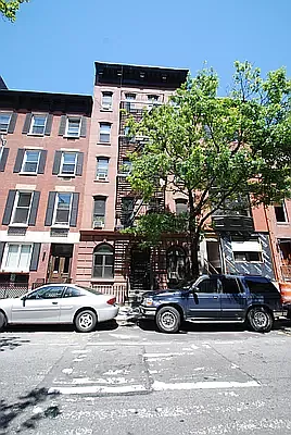 Rented by Buchbinder & Warren | media 17