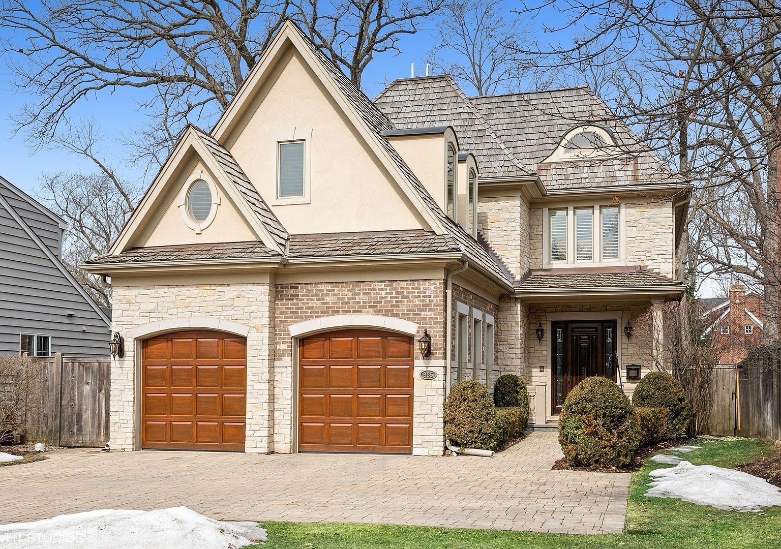 985 Ash St, IL 60093 Zillow