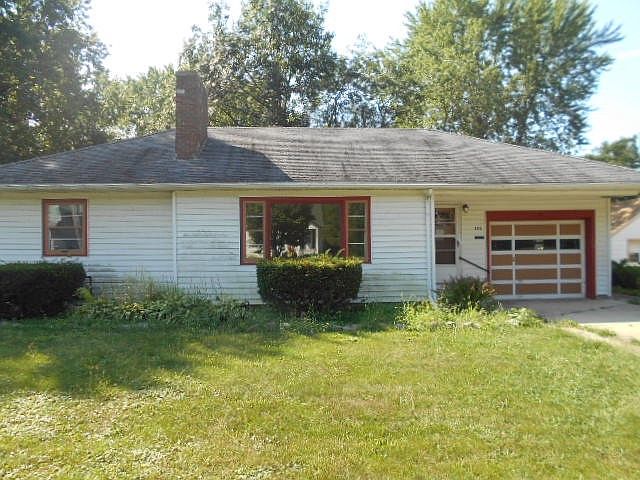 1st image of 156 W Lake Park Pl