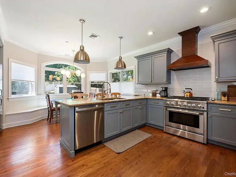 107 Puritan Dr — Photo 9
