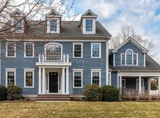 3 Fieldstone Ln, Milton, MA 02186