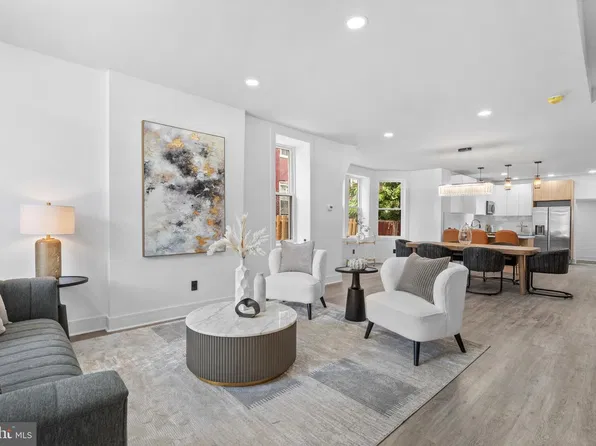 6225 Baynton St, Philadelphia, PA 19144
