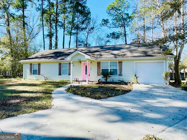 704 S May St, Kingsland, GA 31548