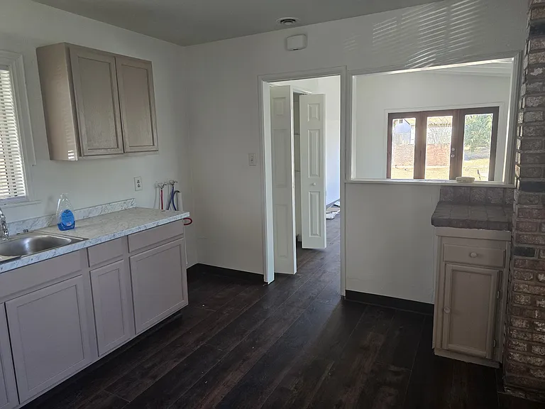 2710 Fern Way — Photo 5