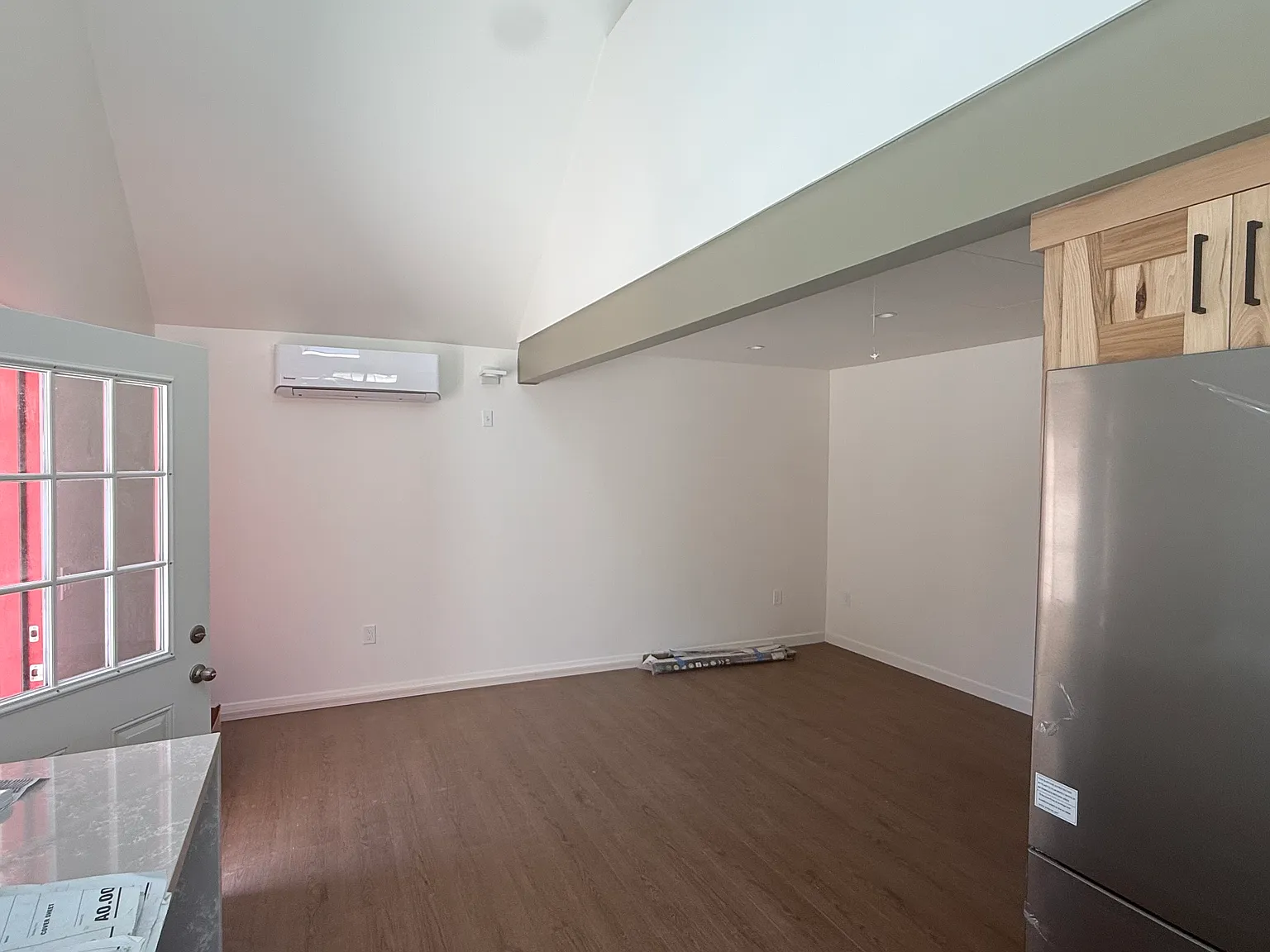 Studio, 410 sqft, $2,485 — Photo 4