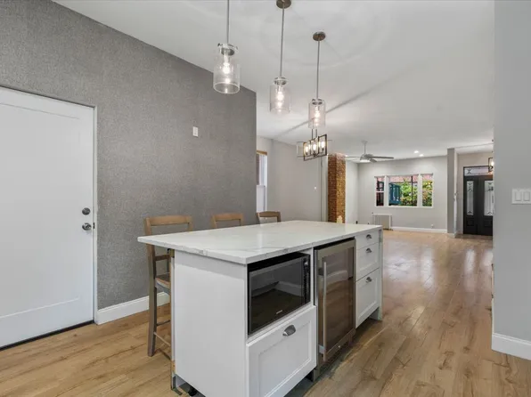 525 East 235th Street image 11 of 23