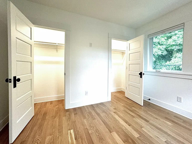 532 NE 29th Ave — Photo 22
