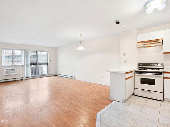 3rd image of 2761 Bath Ave APT 2B
