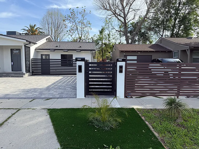 18162 Ingomar St — Photo 2