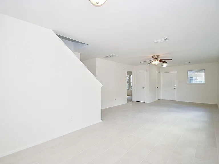 20638 Patriot Park Ln — Photo 5