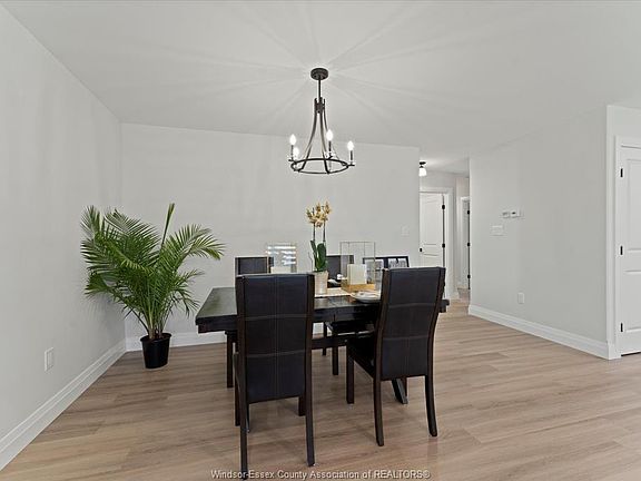 3rd image of 1852 Chandler Rd #1