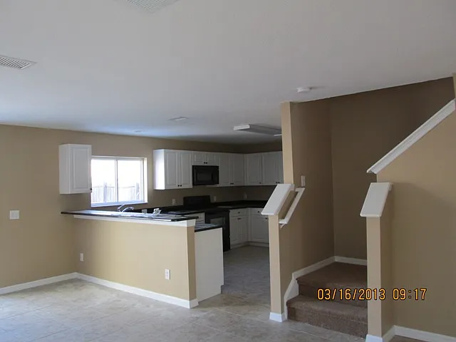 17515 Sandgate Ct — Photo 8