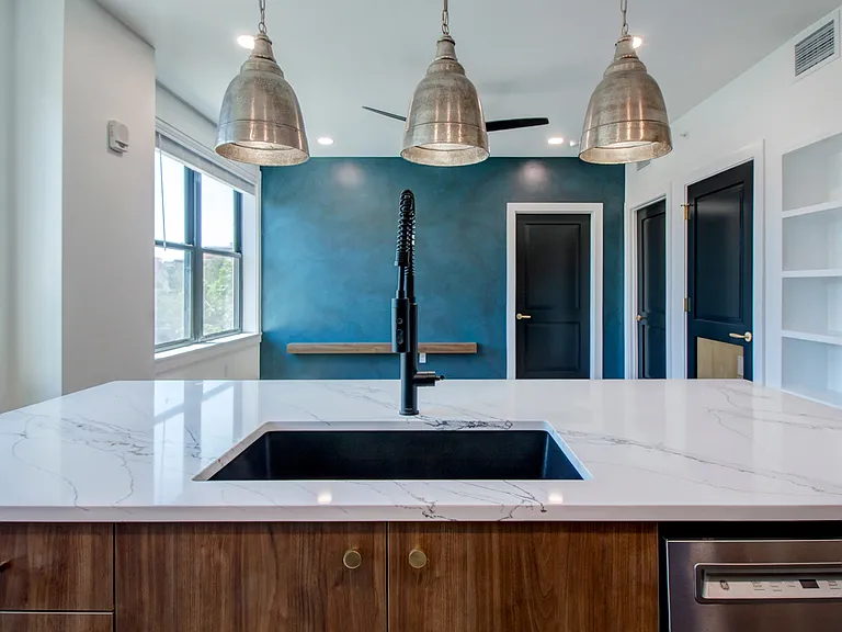 410 W University Ave #302 — Photo 27