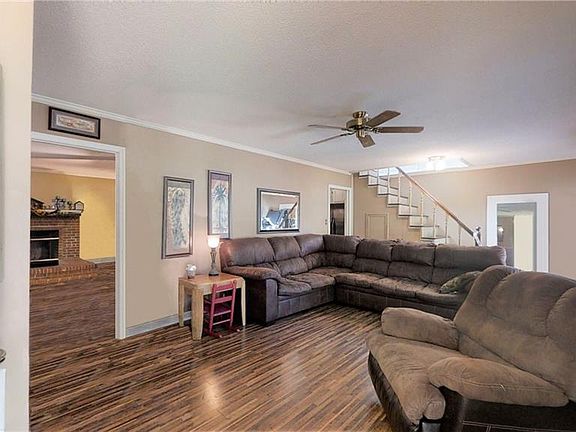 2nd image of 2722 Prince Dr #20